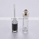 UV Collar Lipgloss Tube With Sponge Head thumbnail-4