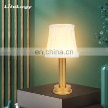 Dimmable LED Cordless Restaurant Table Lamp Fabric Shade Lampada Da Tavolo