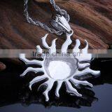 Wholesale 316L Stainless Steel Silver Moon and Sun Pendant thumbnail-2