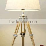 2015 Hot Sale Tripod adjustable Wood Table Lamp, Fabric lampshade, Wooden base