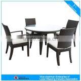 Элегантный набор из стола и стульев для сада thumbnail-1