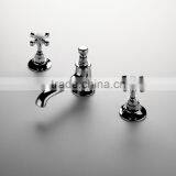 Single Handle With Single Hole Lead Free Kitchen Faucet With Sidespray, Polished Chrome thumbnail-4