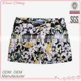 High Quality Ladies Casual Pants Fashion Best Price Fit Short Floral Printed Cotton Pants thumbnail-1