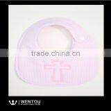 New Arrival Embroidered Seersucker Disposable Baby Bib thumbnail-6