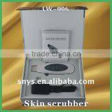 (CE Approval)LCD Screen Portable Ultrasonic Skin Scrubber Beauty Equipment (LW-006) thumbnail-6