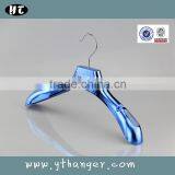 HA6959 Notched Plastic Shirt Hanger Rose Gold Coat Hangers Supplier's Choice thumbnail-2