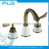 Luxury Double Handle Cold And Hot Water Brass Mixer Antique Basin Bathroom Faucet FLG607 With china
