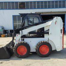 The Luda 55 Skid Loader is Suitable for Turning Around and Steering in Narrow Spaces for Loading and Unloading Operations. thumbnail-3