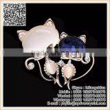Simple Chic Wedding Jewelry Royal Crystal Flower Brooch For Women thumbnail-2