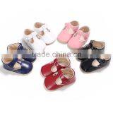 alibaba shoes PU children shoes small MOQ soft soles baby sandal