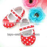 China Low Price Wholesale Cotton Fabric Soft Sole Baby Shoes for 0-15months Baby Kids thumbnail-6