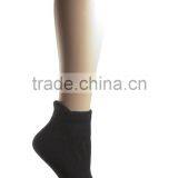 Seamless Toe-Wave-In Mesh Diabetic Ankle Socks (Black) thumbnail-1