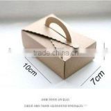 Portable kraft paper packaging cake box with handle/ food packaging box