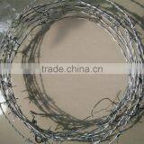 Hot Dipped Galvanized Decorative Barbed Wire Fencing thumbnail-2