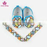 Stylish Rugby Pattern Newborn Blue Color Crib Shoes Baby Shoes Matching Pacifier Clip thumbnail-3