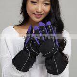 Heated Gloves and Socks Heated Gloves thumbnail-1