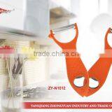 Multipurpose Peeler With Fish-shaped ABS Handle thumbnail-1