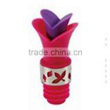 Eco-friendly Promotional Cheap Silicone Novelty Red Wine Bottle Stopper thumbnail-3