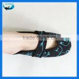 China Custom Woman Neoprene Non Slip Sock Manufacturer thumbnail-4
