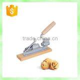 2016 the Most Popular Wooden Pecan Nutcracker thumbnail-5