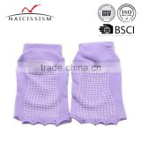 Cotton customize design ombre dyed grip socks