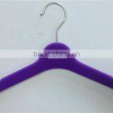 2016 Fashion Design Purple Plastic Velvet Hanger For Skirt