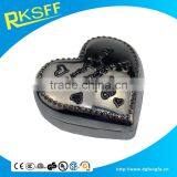 Heart Shaped Metal Jewelry Boxes for Gift thumbnail-2