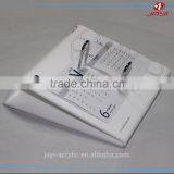 2017Acrylic Islam Calendar Stand Rack With Lastest Arabi Calendar Offset Printing