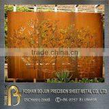 Manufacturing Custom Decorative Wrought Iron Screen , Laser Cutting Metal Screen Made in China thumbnail-1