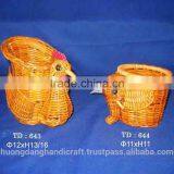 Fashion Tableware chicken Shaped Rattan Picnic Basket