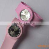 2014 Popular Colorful Quartz Silicone Rubber Wristband Watch thumbnail-2