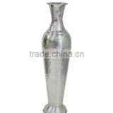 Aluminum Shiny Vase thumbnail-1