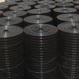 Black Welded Wire Mesh Rolls thumbnail-2
