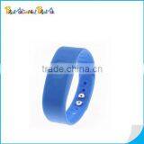 Silicone Vibrating Bluetooth Bracelet for Incoming Phone Quality Choice thumbnail-1