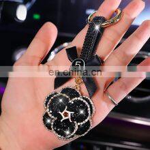 Diamond Camellia Car Key Ring Fashion Flower Car Keychain Lady Bag Hanging Chain Creativity Key Case For Car thumbnail-2