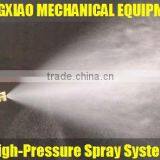 High-pressure spray system for poultry house