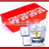 8 Cavity Whiskey King Square Silicone Ice Cube Tray With Lid thumbnail-5