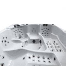 Hot Tub, Jetted Bath Tub, Pools, Spas & Whirlpools thumbnail-4