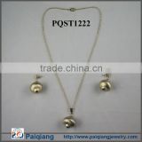 Wholesale fashion elegant unique design light weight gold necklace sets