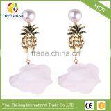 Fashion Jewelry Pineapple Shaped Simulated Pearls Hot Stud Earrings thumbnail-1