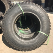 825R20 Claw Truck Tyre thumbnail-4