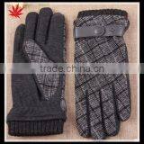 Man's Wholesale Mirco Velvet and Fabric Touch Screengloves With Leather Button thumbnail-2