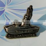 Cheap custom quality metal cartoon bird lapel pin badge
