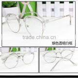 Fashion Round Frame Glasses for Men and Women thumbnail-3