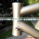 Customized Titanium Road Bicycle Frame Touring Bike Frame With Polished Logo & Integrated Head Tube thumbnail-3