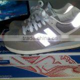 High Vision 100% PU Synthetic Clothing Leather Fabric for Making Glowing Shoes thumbnail-2