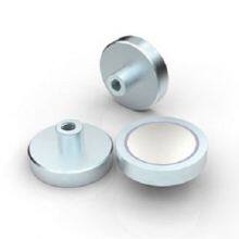 Flat Pot Magnet With Internal Threaded Bush thumbnail-1