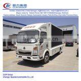 Howo 4*2 Type 100 hp P10 LED Screen Advertising Truck thumbnail-2