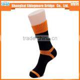 2017 China Supplier Hot Sales High Standard Breathable Sport Sock Waterproof thumbnail-5