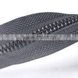 #5 Open-end Plastic Molded Zipper With Dynamic Teeth thumbnail-3